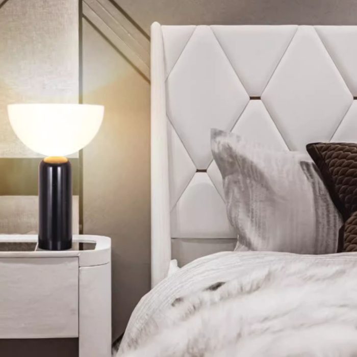 Kizu Table Lamp - Image 7